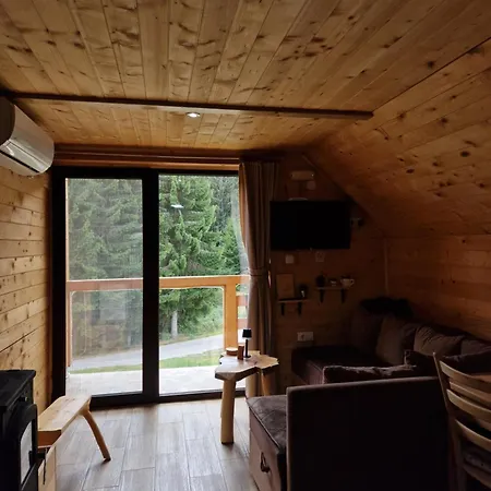 Brvnara Miris Bora 3*