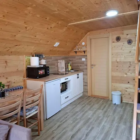 Brvnara Miris Bora Sljivovica (Zlatibor)