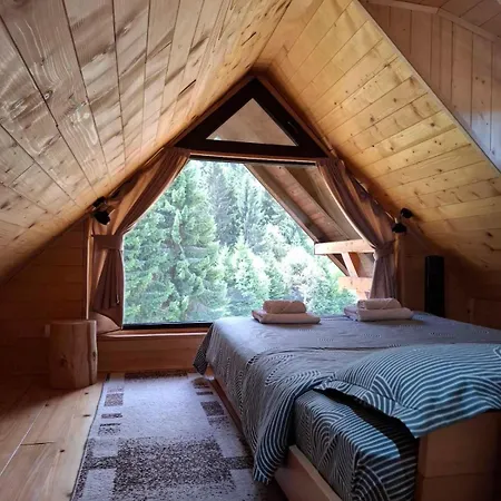 بيت ضيافة Brvnara Miris Bora