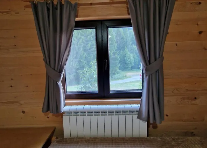 Brvnara Miris Bora ゲストハウス 3*